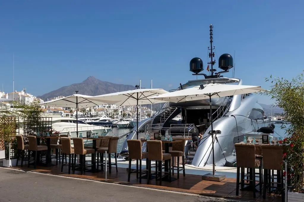 Luxurious Apartment In The Heart Of Puerto Banus Marbella